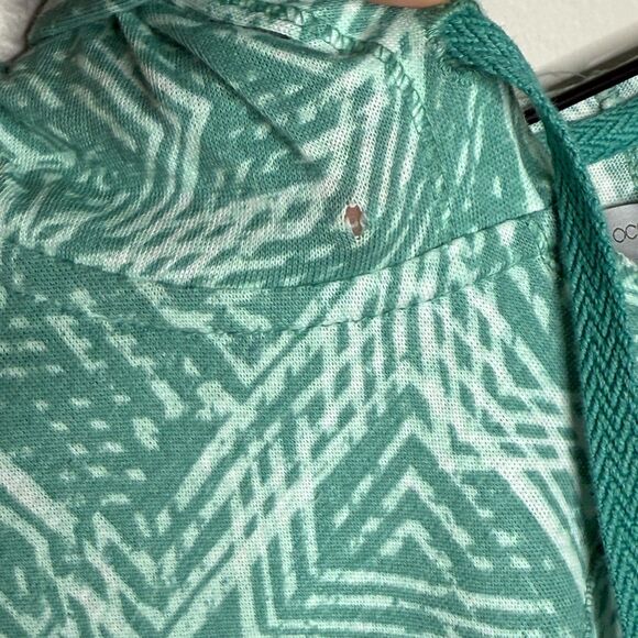 Ocean + Coast Womens Pullover Sweater Large Aqua Blue Geo Lightweight Swim Beach - Picture 13 of 13